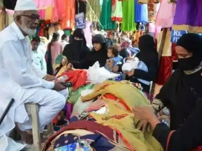 Night bazaars in Hyderabad bursting with activity as Eid shopping fever takes hold