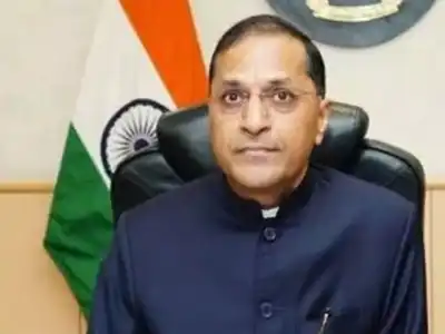 Niranjan expresses disappointment over EC Arun Goel’s resignation during LS polls preparations