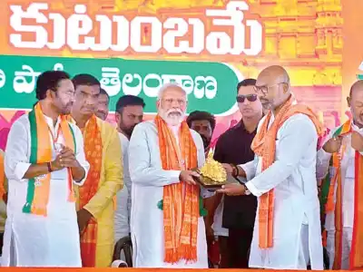PM urges supporters to defend ‘Shakti’ against critics