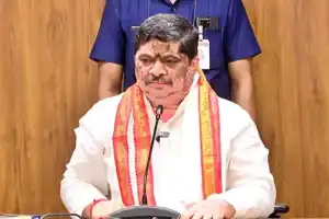 Ponnam demands action against RDO for unauthorized phone tapping