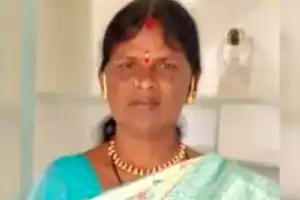 Road accident kills Asha worker and injures four others
