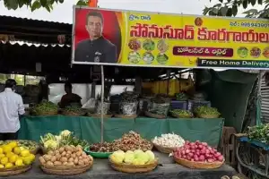 Woman opens vegetable stall in honor of Sonu Sood at Khammam Market