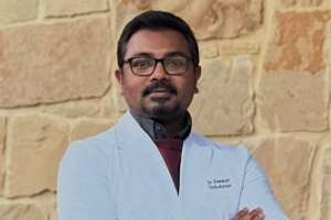 Dr. Karthik Kommuri Bags Prestigious National Fame Award titled Distinguished Overseas Dental Specialist (Orthodontics and Orofacial Pain)