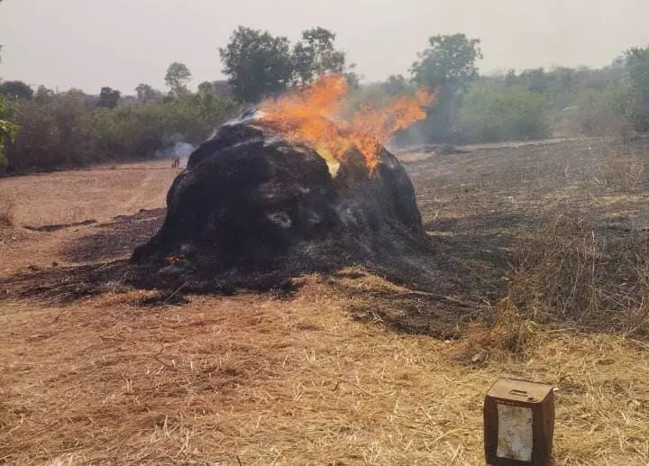 Accidental fire breaks out in the loft.