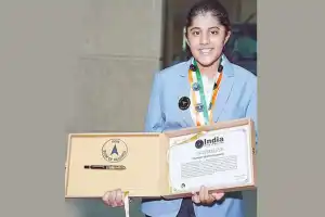 Akarshana from Hyderabad makes it to the India Book of Records