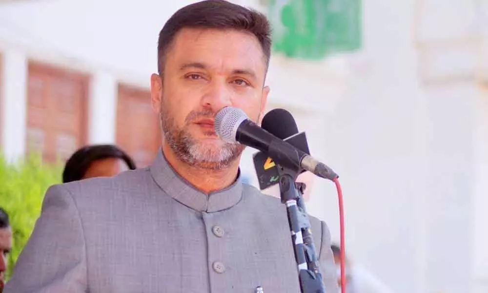 Akbar completely dismantles Modi’s accusation about Muslim family size