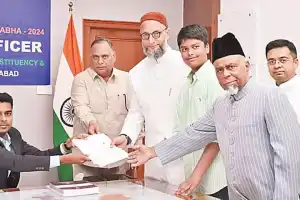 Asad submits nomination papers for Hyderabad Lok Sabha seat