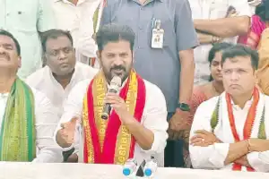 CM requests KCR to provide government details of 200 farmer suicides