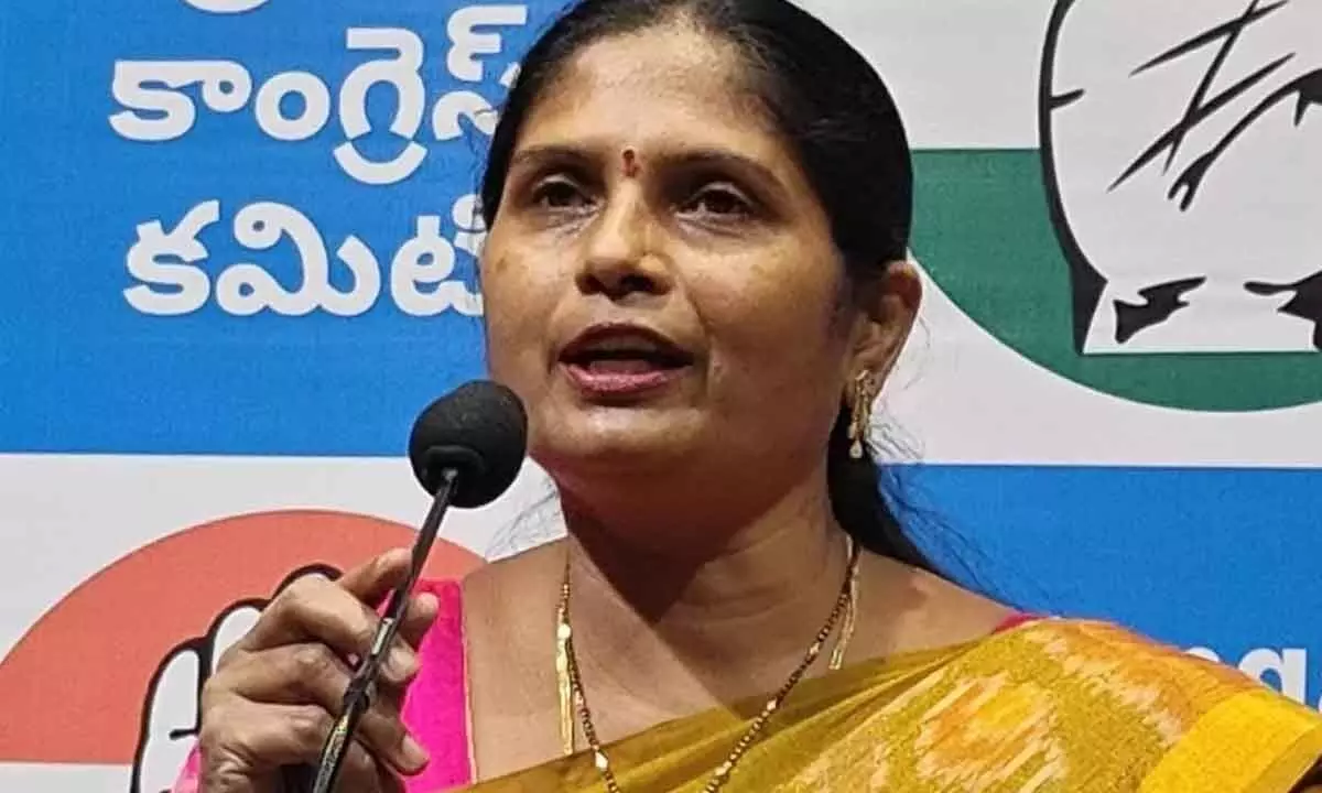 Cong condemns DK Aruna for her disrespectful comments about CM