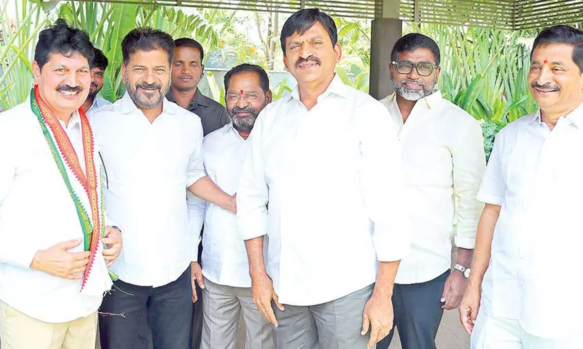 Cong escalates ‘Operation Akarsh’