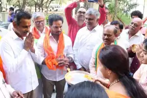 Congress engages in communal politics, practices appeasement.