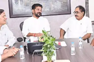 CPM considering withdrawal from Bhongir contest to pave way for Cong