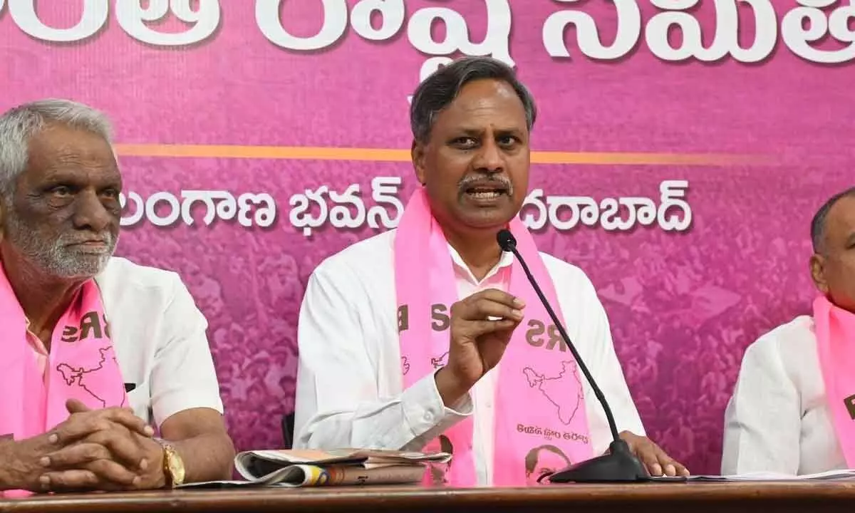 Farmers demand Rs 500 bonus from BRS