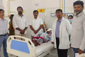 General hospital establishes dedicated ward for sunburn treatment.