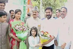 Hyderabad: Chief Minister A Revanth Reddy and a host of politicians attend Eid celebration at Shabbir’s residence