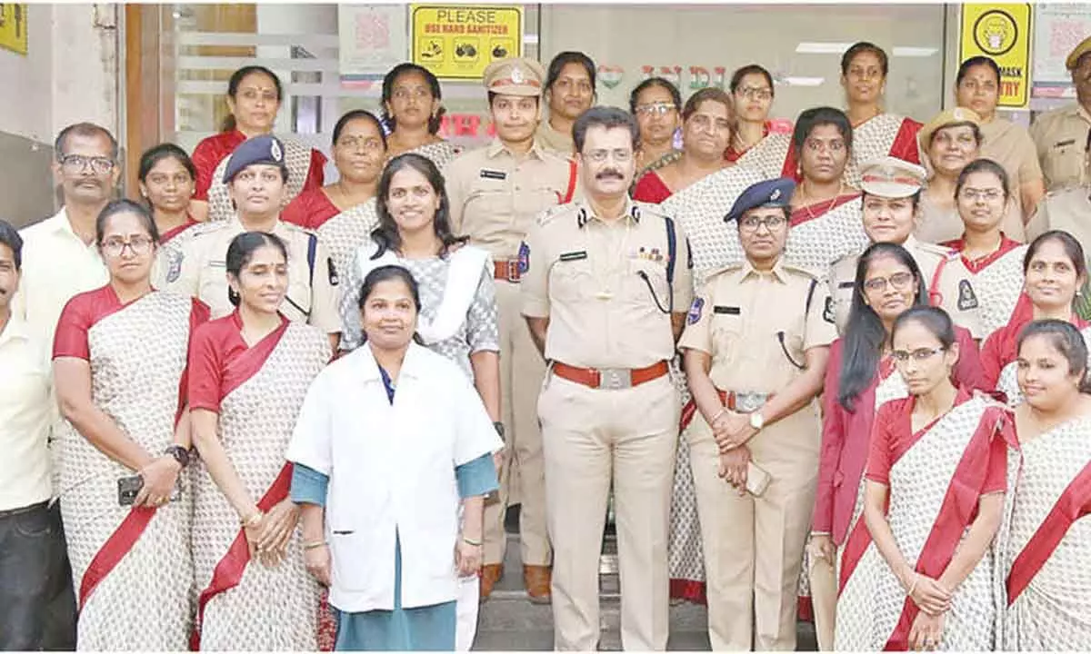 Hyderabad Police Commissioner honors SHE Teams and Bharosa staff
