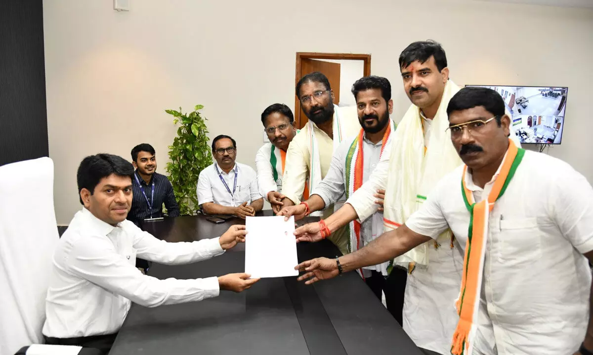 Intense Competition for Mahabubnagar MP Seat as Congress, BJP, and BRS Candidates Vie for Victory