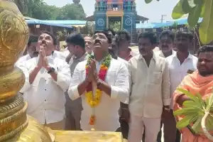 Jupally Krishna Rao participates in Alampur rally