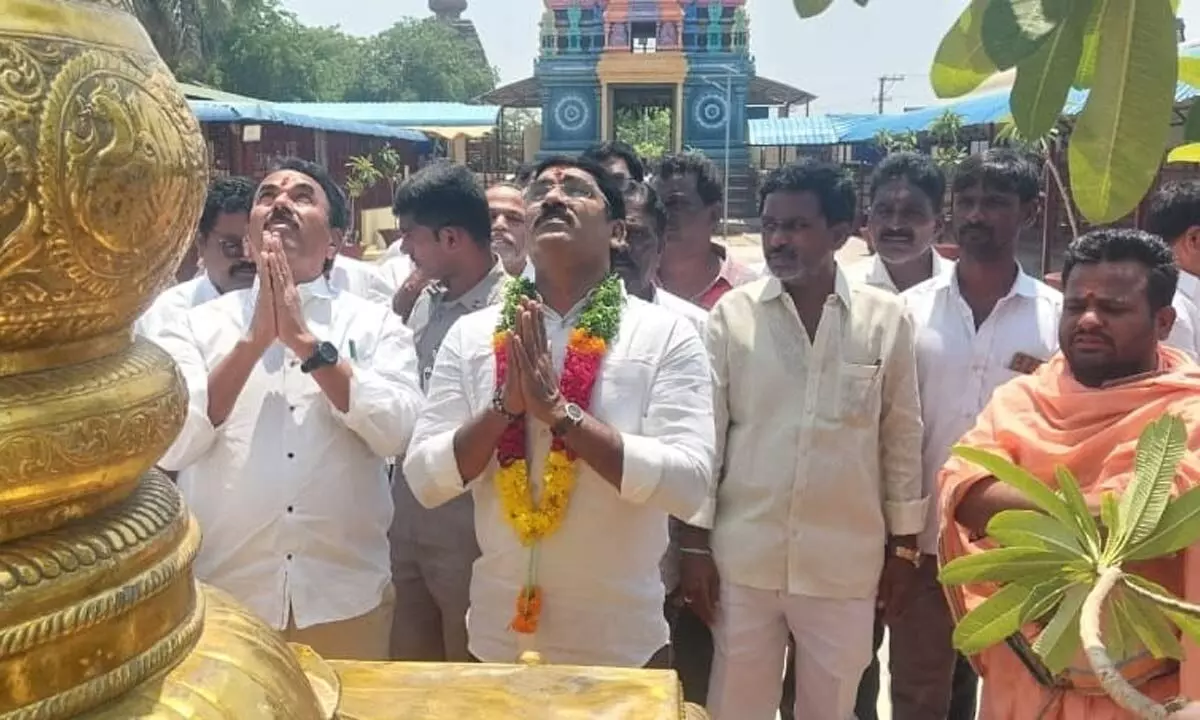 Jupally Krishna Rao participates in Alampur rally