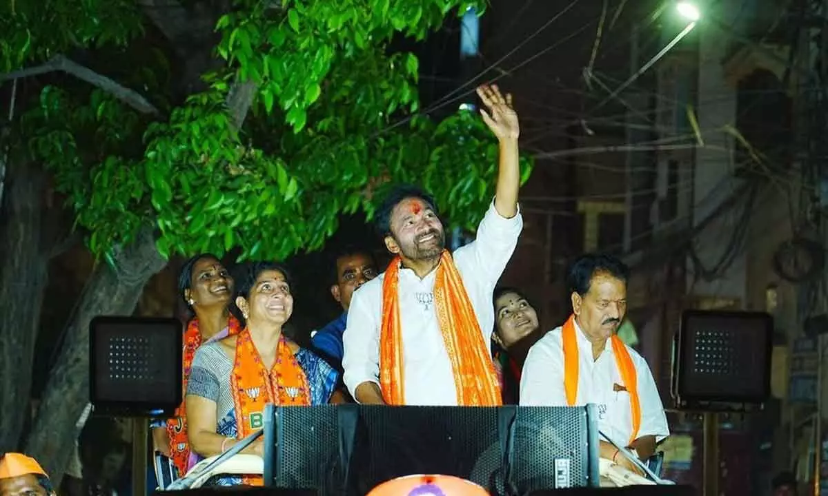 Kishan warns of Congress and Majlis plot to split votes