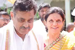 Konda criticizes Congress for confusion over liquor scam