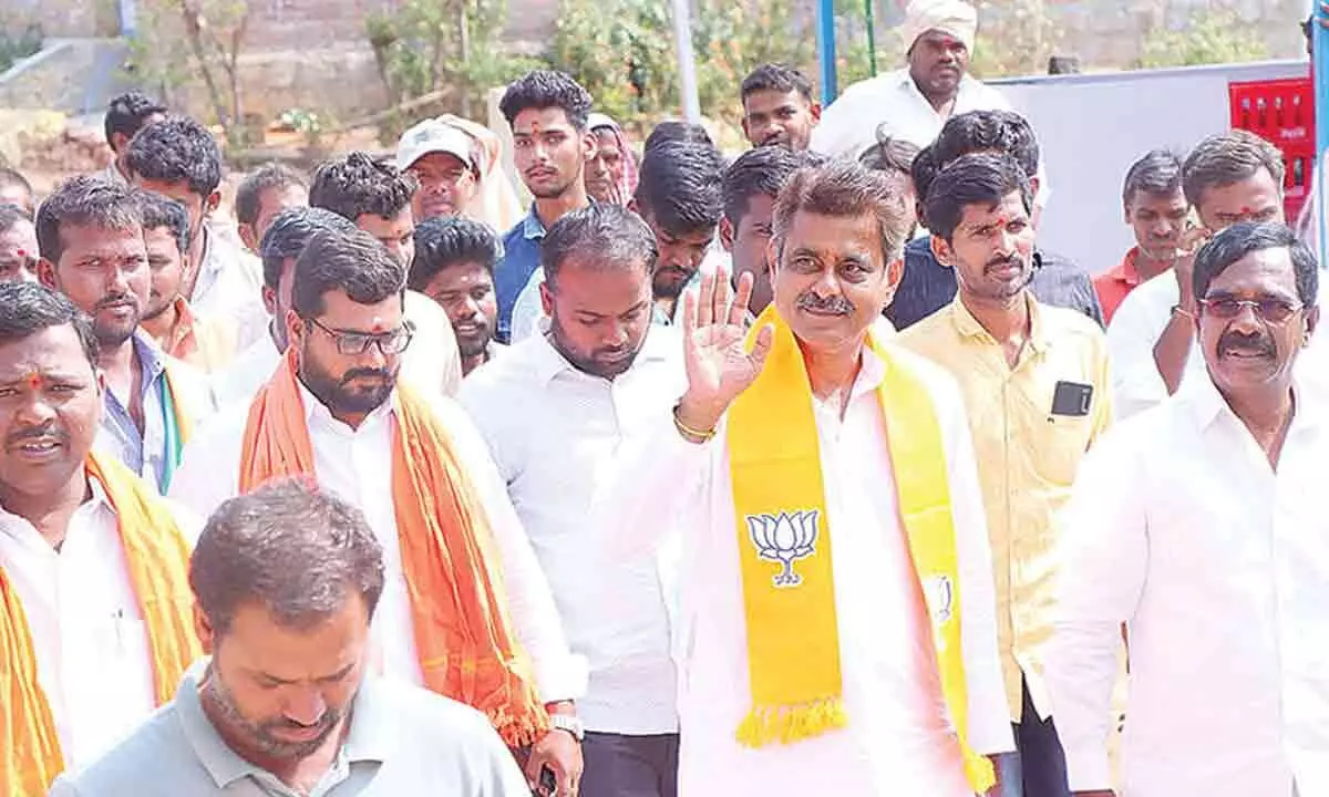 Konda Vishweshwar optimistic about winning in Chevella, Rangareddy