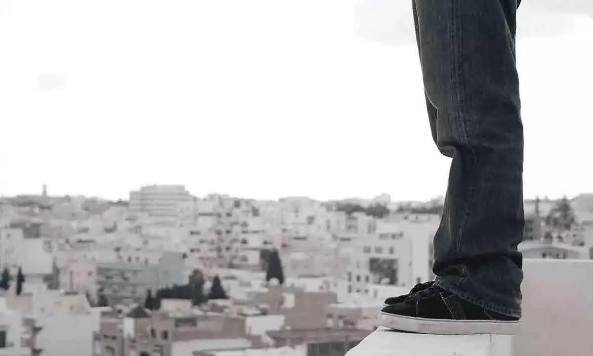 Man, 50, leaps from 10th floor of Hyderabad apartment