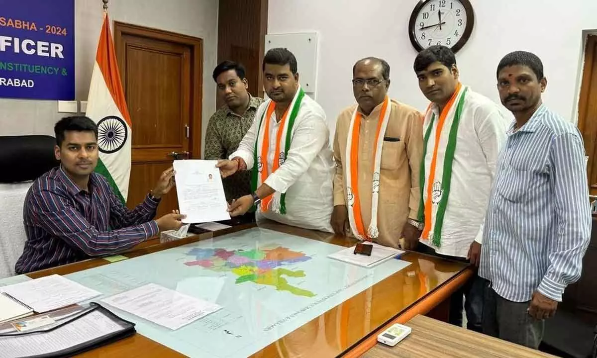 Many clamoring for seat as Hyderabad Congress pick is delayed