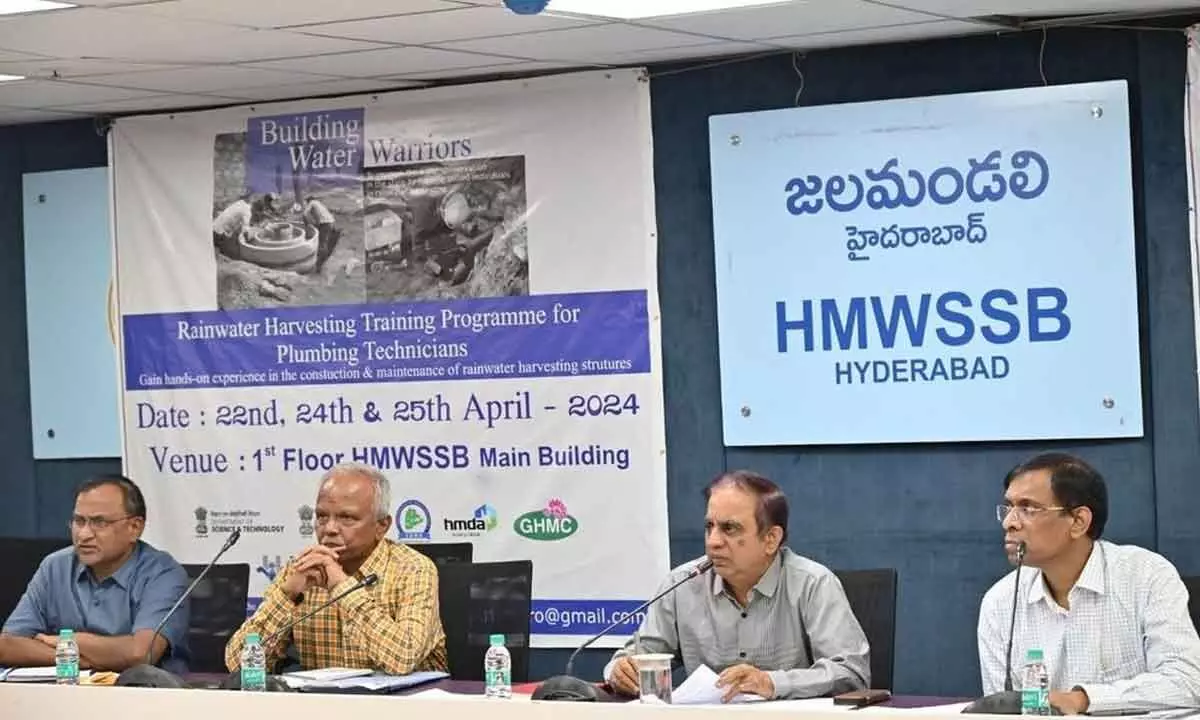 MD of HMWSSB conducts review of water supply.