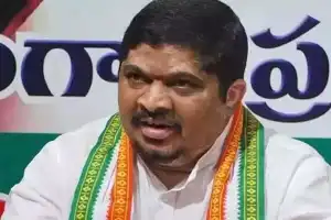 Ponnam announces Rajender Rao as Congress candidate for Karimnagar Lok Sabha constituency