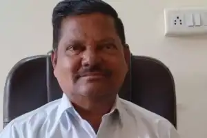 Ramlal, the District Scheduled Castes Development Officer, is inviting applications for the Junior Colleges Scheme.