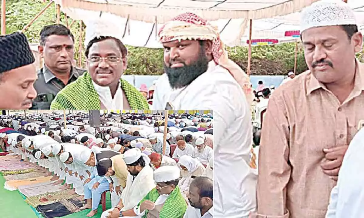 Ramzan celebrations in Karimnagar marked by grandeur and joy