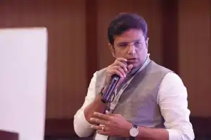 IT Minister Applauds TiHAN, IIT Hyderabad at the Review Meeting of IITH Suzuki Motor Corporation Project