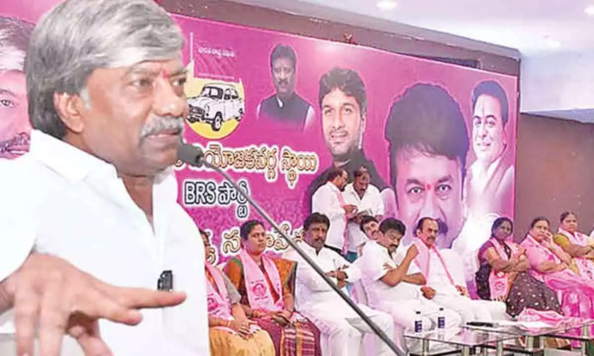 Talasani campaigns for Padma Rao Goud in Hyderabad