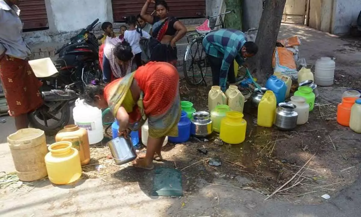 Telangana experiences shortfall of 26 million liters daily