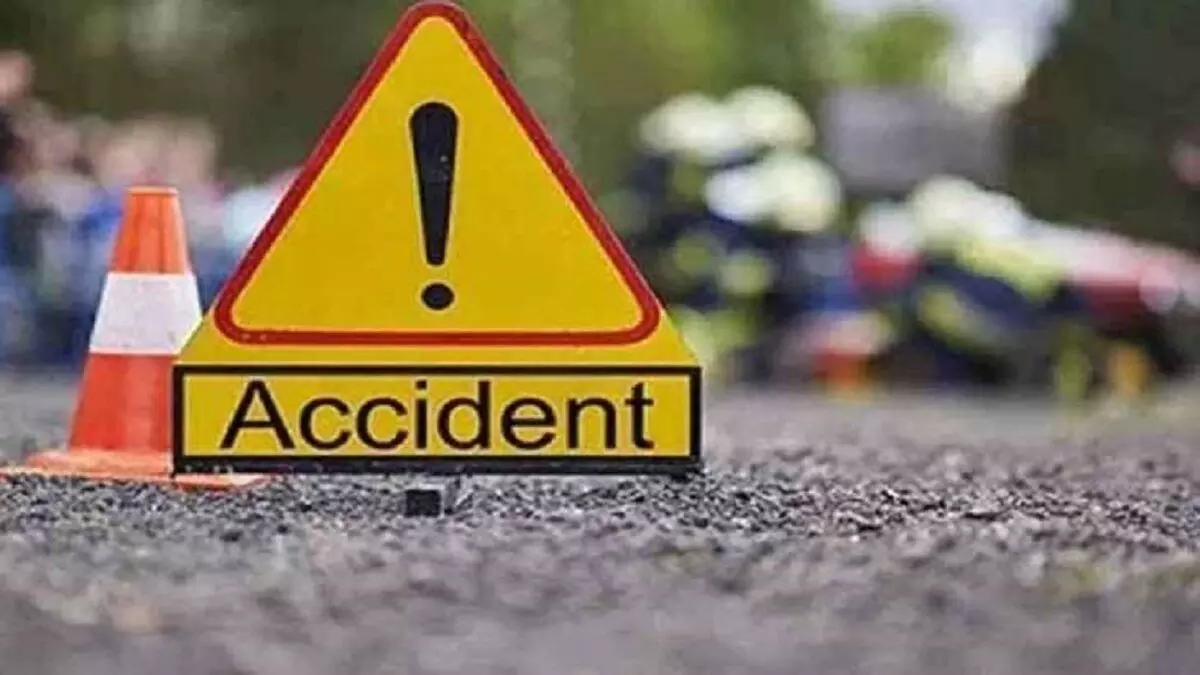 Two lives lost in accident on ORR in Hyderabad