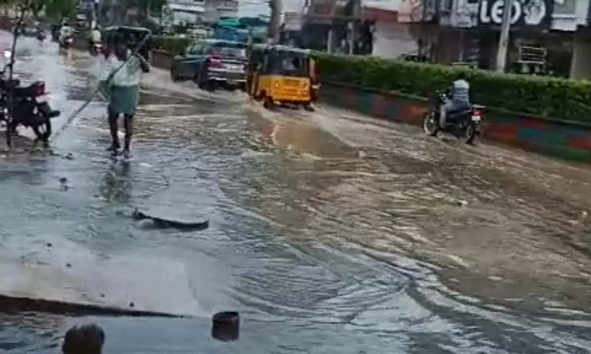 Woman killed by lightning strike during heavy rain and gusty winds in Nagar-Kurnool district
