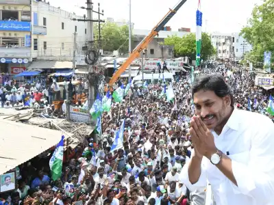 YS Jagan criticizes TDP chief Chandrababu Naidu for impeding welfare schemes for the poor