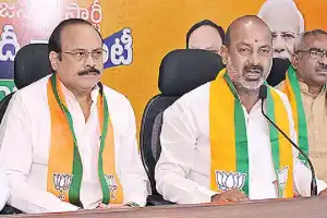 Bandi urges for CBI and NIA to take over phone-tapping investigation from Revanth