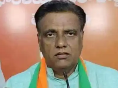 BJP calls for action against KCR by Congress government