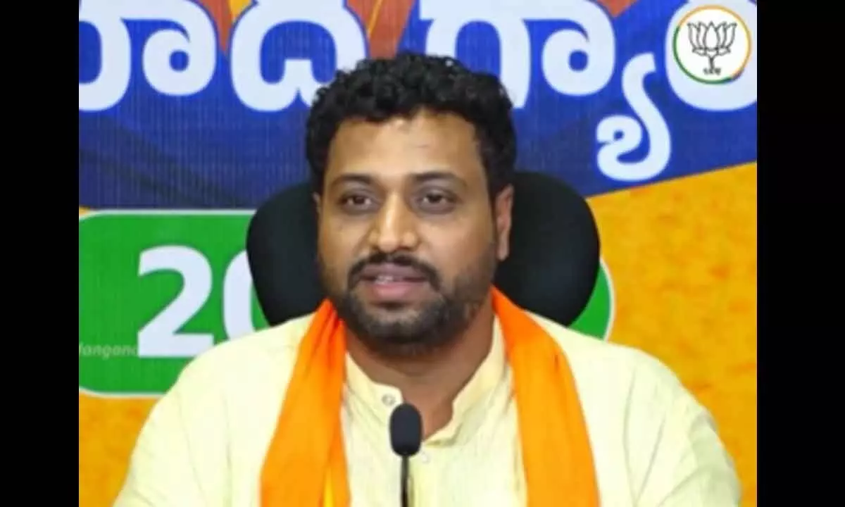 BJYM calls for action against engineering colleges in violation