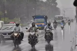 Commuters face inconvenience as heavy rains hit multiple areas in Telangana