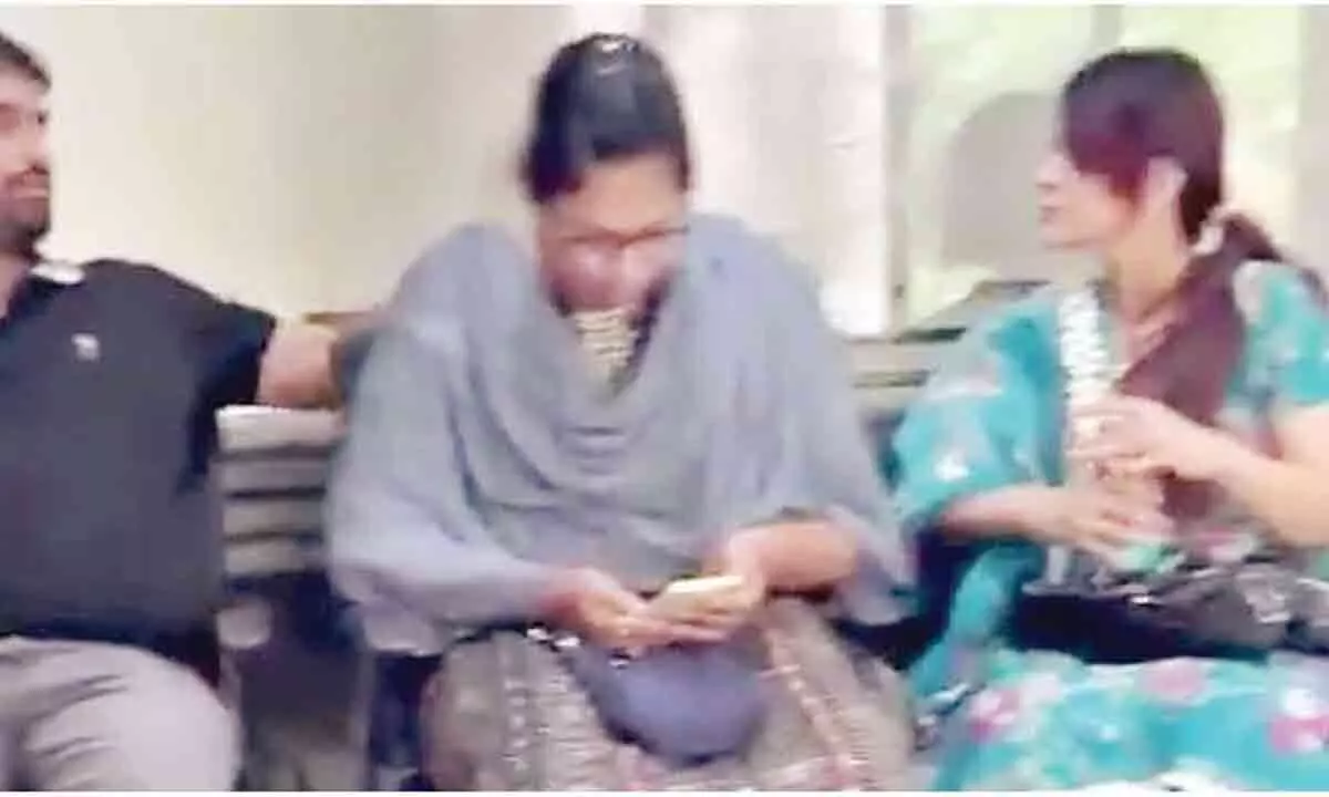 Delhi Police apprehend 7 Congress Social Media Activists in Hyderabad