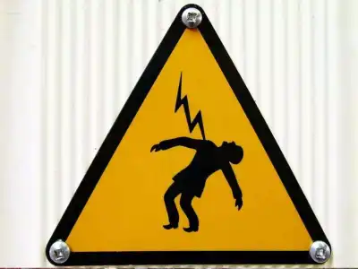 Fruit vendor in Hyderabad dies from electrocution.