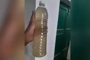 Hyderabad Residents Unhappy with Contaminated Water Supply
