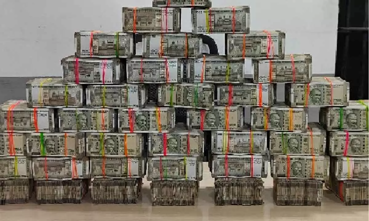 In 24 hours, Hyderabad police seize cash and items worth Rs 6 crore