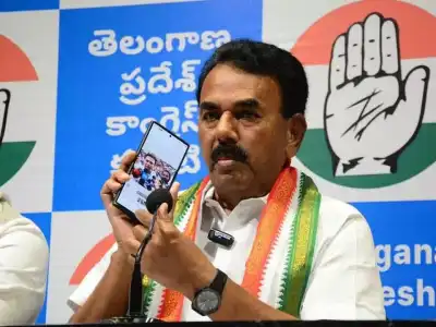Jupally threatens to sue KTR for defamation