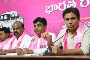 KTR criticizes Telangana Government for grain procurement, calls for purchase of crops