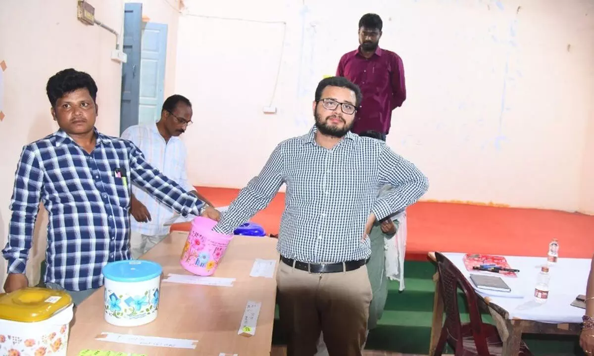 Lucky dip conducted in Gadwal to fill medical college positions