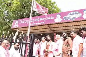 Manne Srinivas outlines schemes from previous BRS government